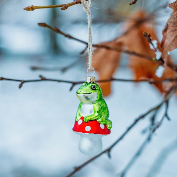 Frog on a Mushroom Shaped Bauble Hot on Sale